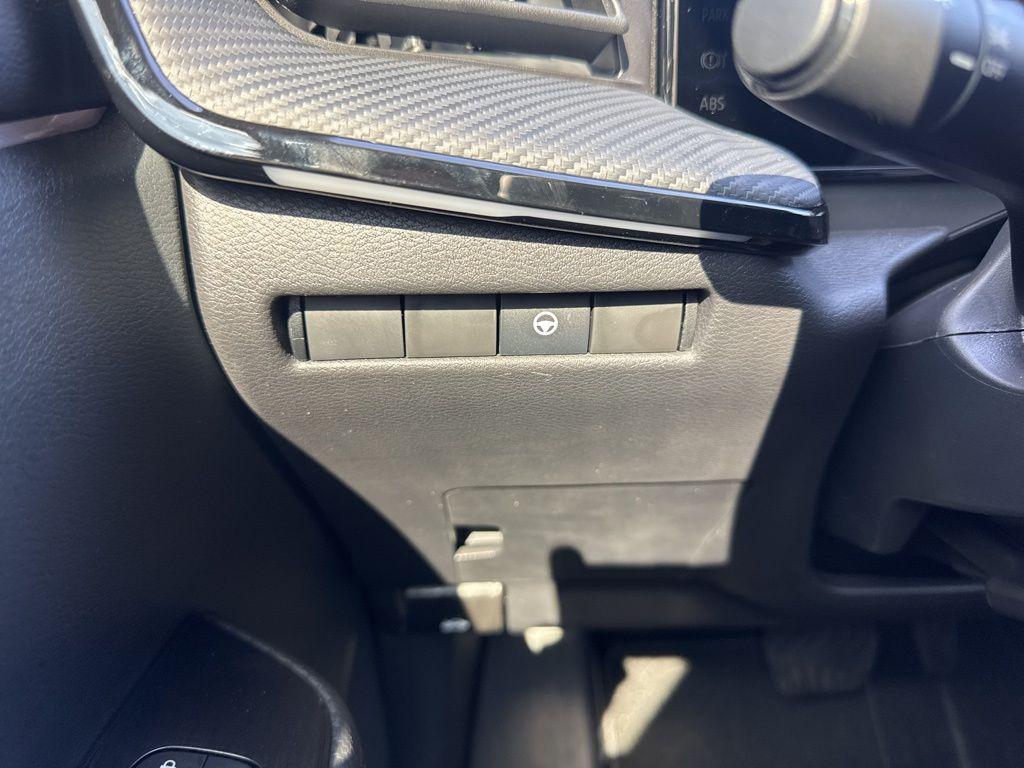 new 2025 Nissan Kicks car, priced at $25,561