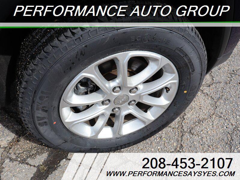 used 2015 Jeep Grand Cherokee car, priced at $11,988