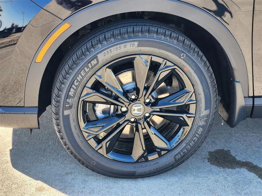 new 2026 Honda CR-V Hybrid car, priced at $41,136