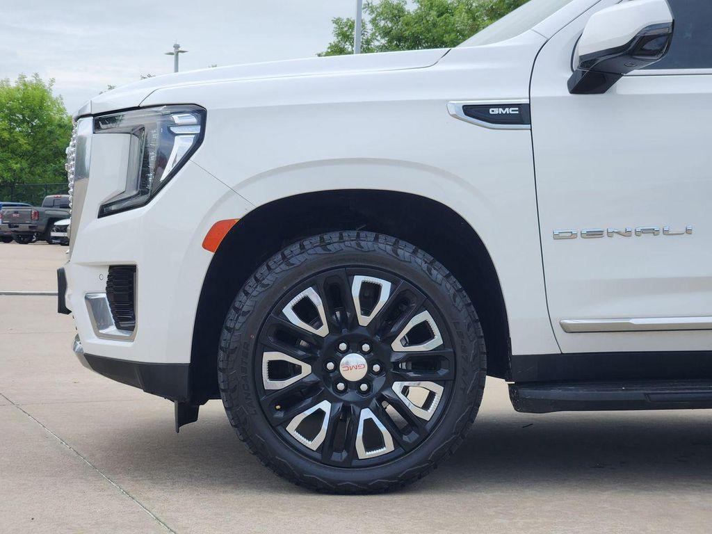 used 2023 GMC Yukon XL car, priced at $56,300