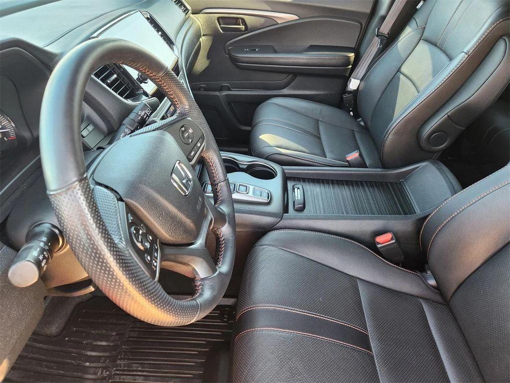 used 2023 Honda Passport car, priced at $32,400