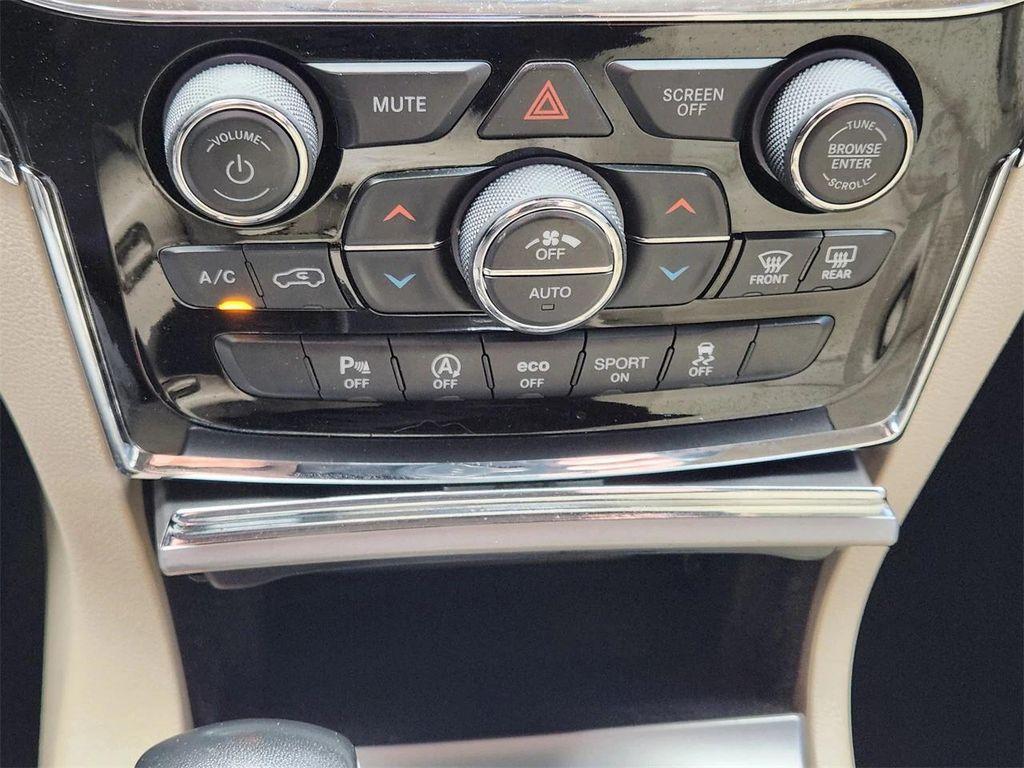 used 2020 Jeep Grand Cherokee car, priced at $16,200