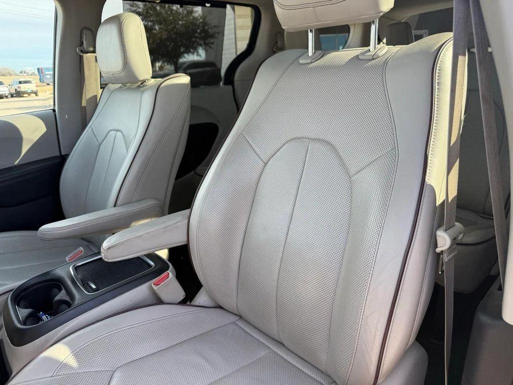 used 2017 Chrysler Pacifica car, priced at $11,100