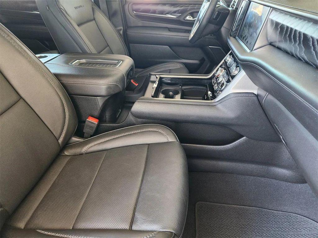 used 2024 GMC Yukon XL car, priced at $69,750