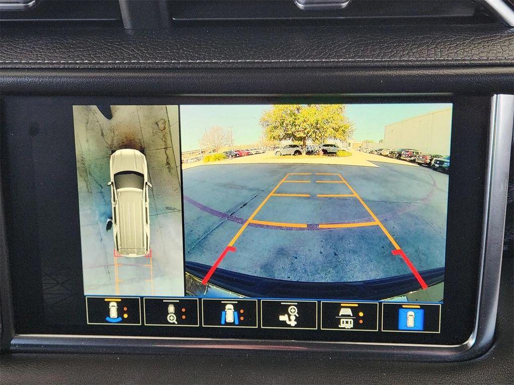 used 2024 GMC Yukon XL car, priced at $69,750