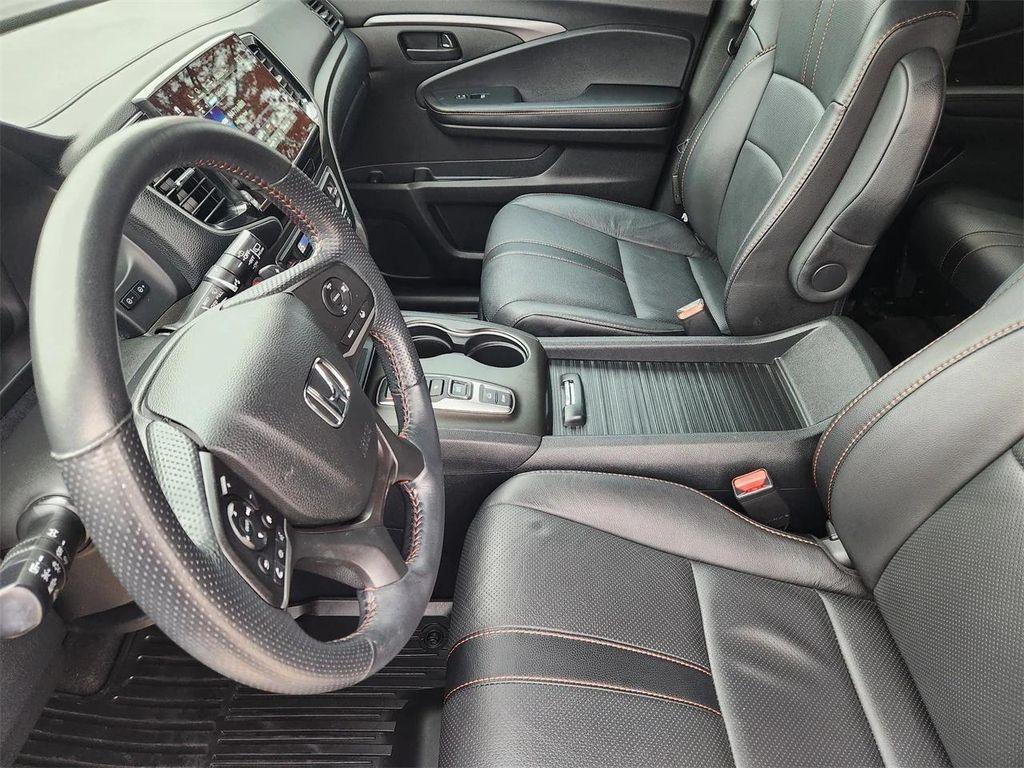 used 2023 Honda Passport car, priced at $31,900