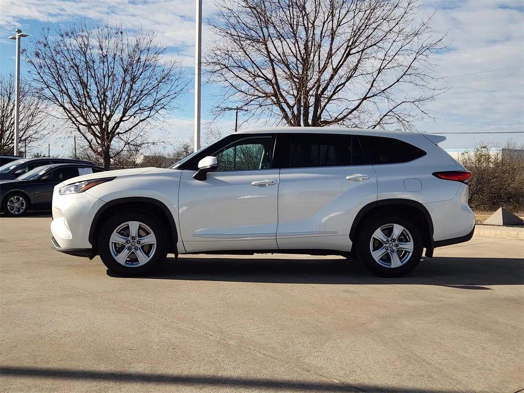used 2020 Toyota Highlander car, priced at $21,300