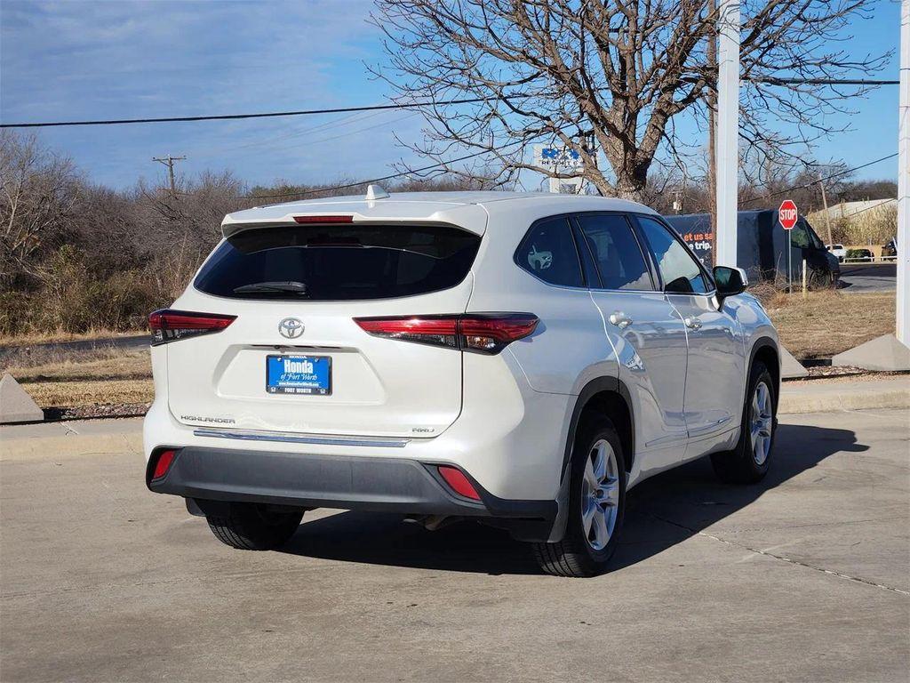 used 2020 Toyota Highlander car, priced at $21,300