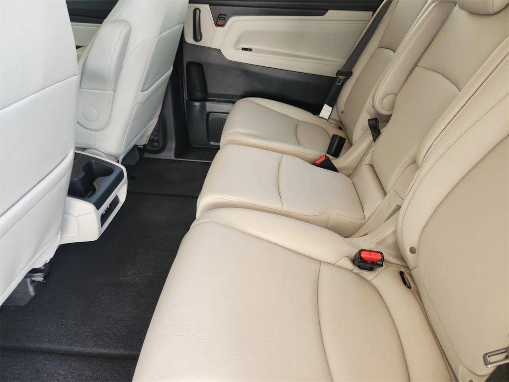 new 2026 Honda Odyssey car, priced at $41,936