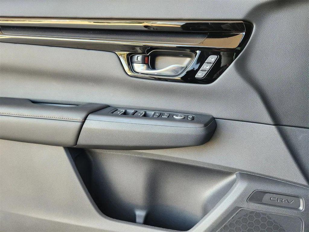 new 2026 Honda CR-V Hybrid car, priced at $41,136