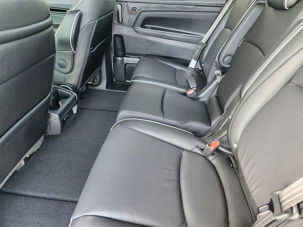 new 2026 Honda Odyssey car, priced at $46,832