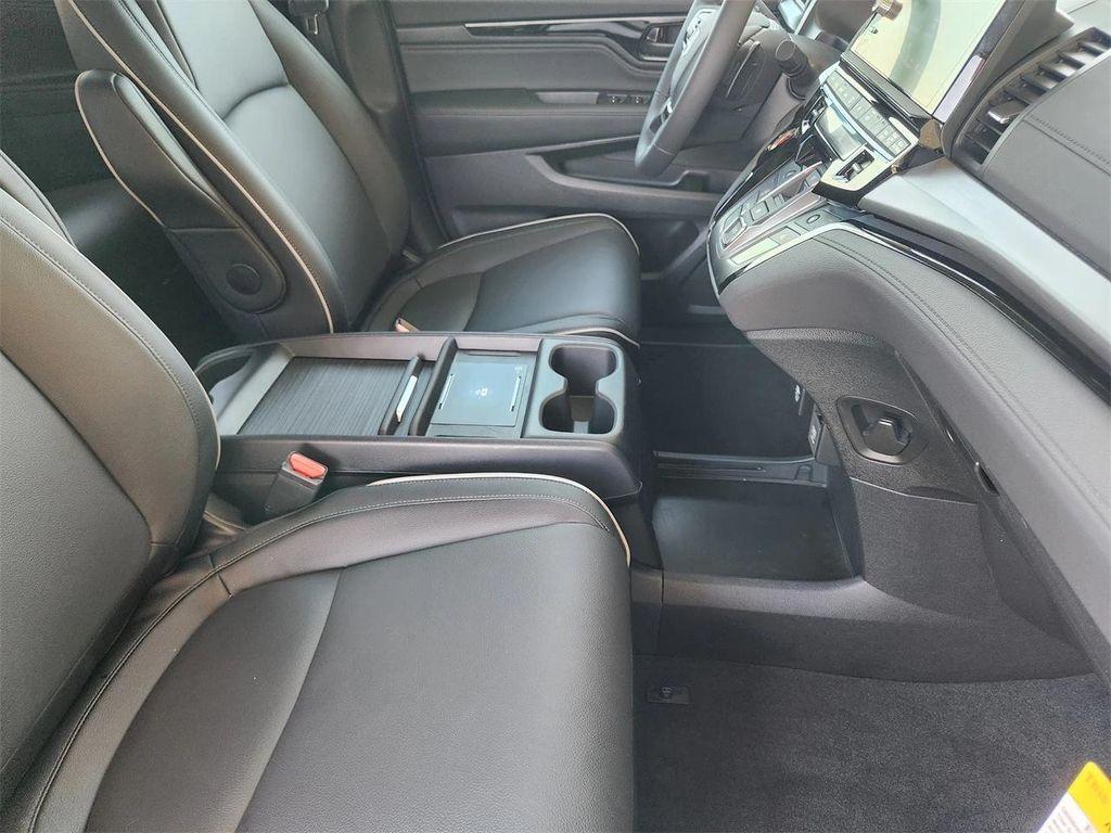new 2026 Honda Odyssey car, priced at $46,832