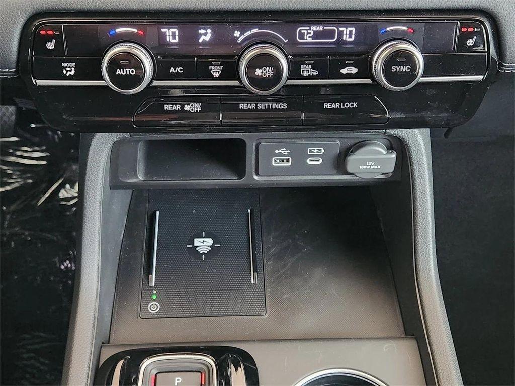 new 2025 Honda Pilot car, priced at $49,365