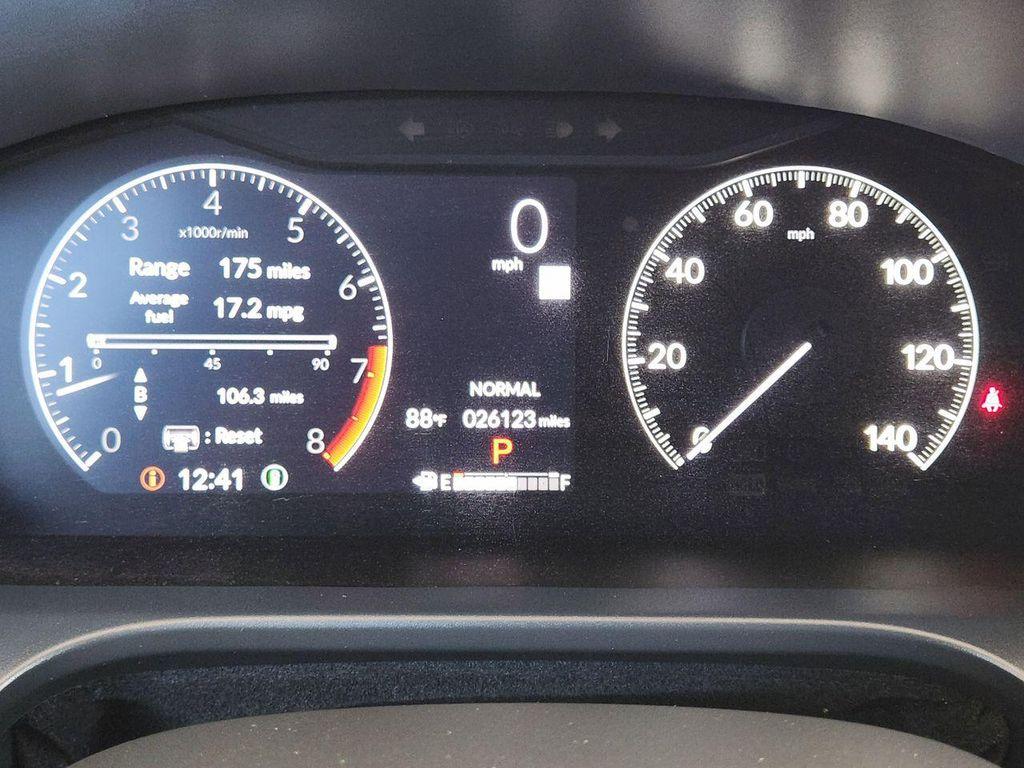used 2025 Honda HR-V car, priced at $27,900
