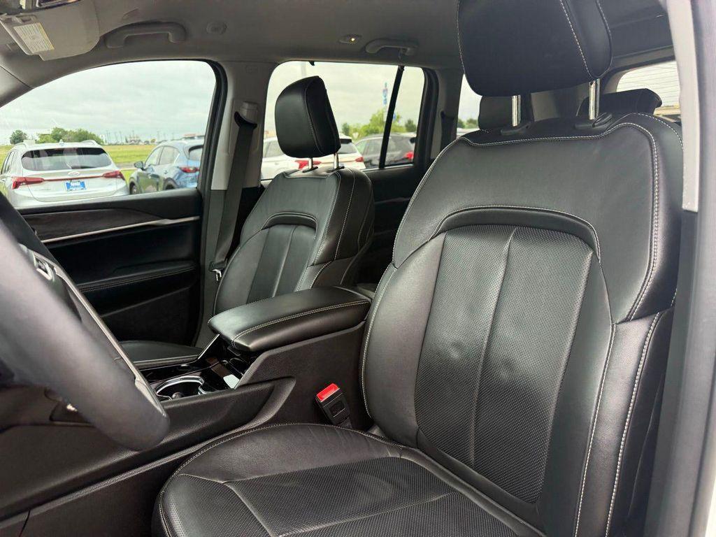 used 2023 Jeep Grand Cherokee car, priced at $30,600