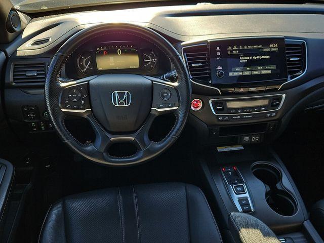 used 2022 Honda Passport car, priced at $30,399