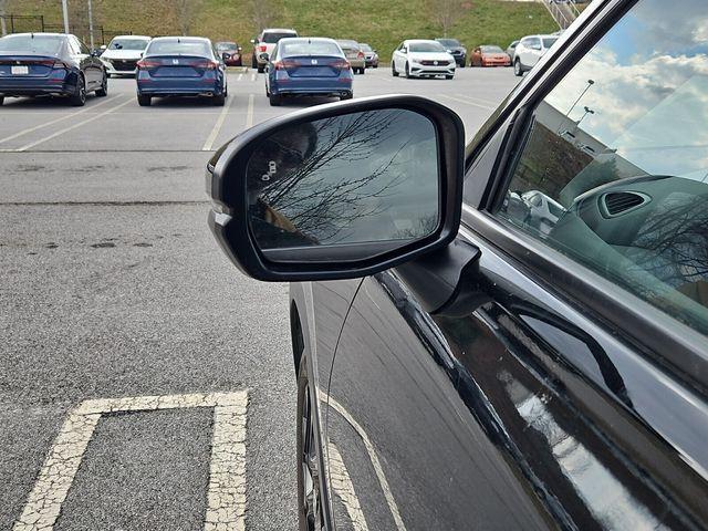 used 2025 Honda HR-V car, priced at $23,617