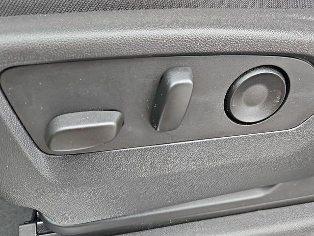 used 2023 Chevrolet Silverado 1500 car, priced at $32,795