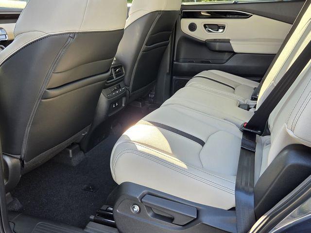 new 2026 Honda Pilot car, priced at $47,988