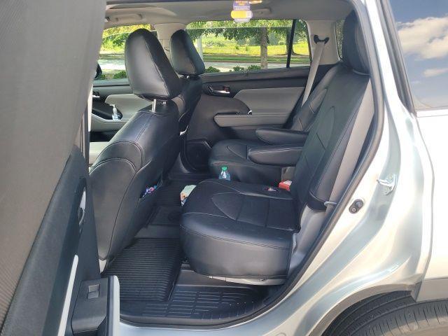 used 2024 Toyota Highlander car, priced at $40,740