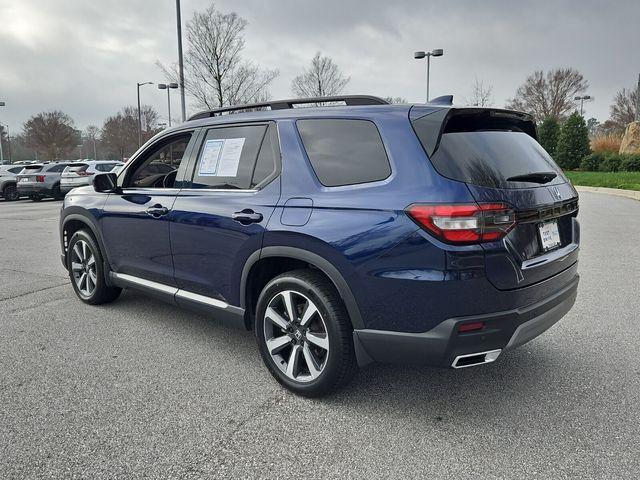 used 2025 Honda Pilot car, priced at $39,490