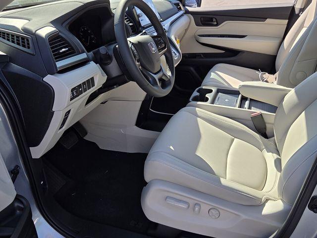 new 2026 Honda Odyssey car, priced at $46,088