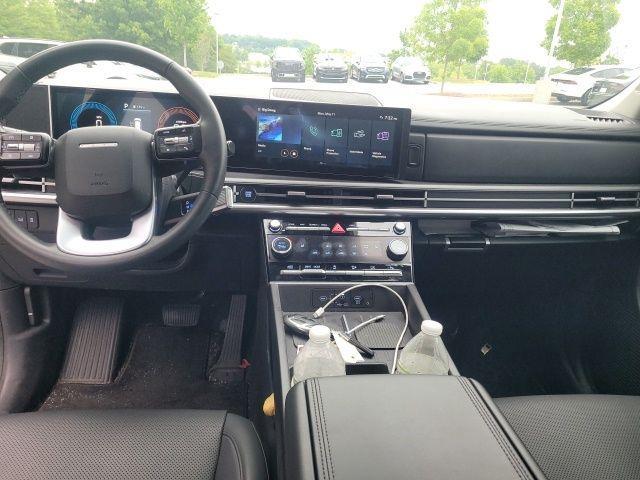 used 2025 Hyundai Santa Fe car, priced at $32,546