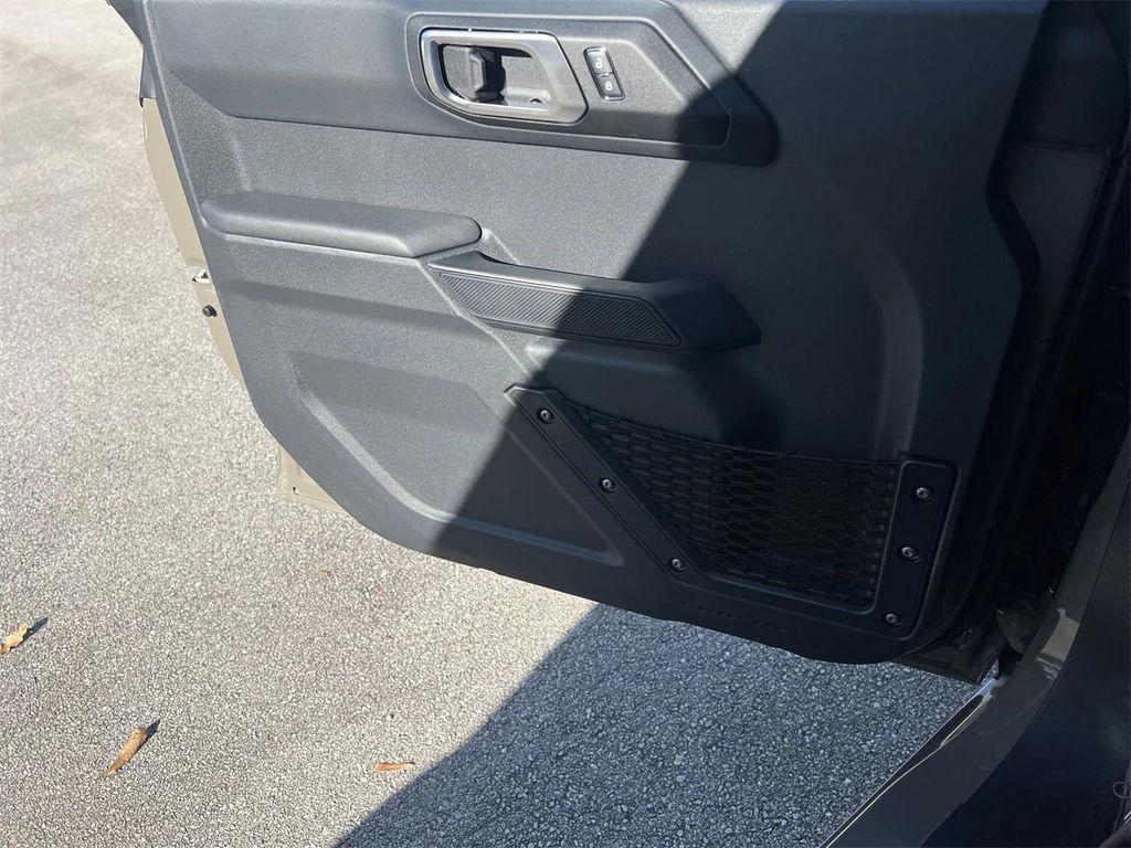 new 2025 Ford Bronco car, priced at $44,155