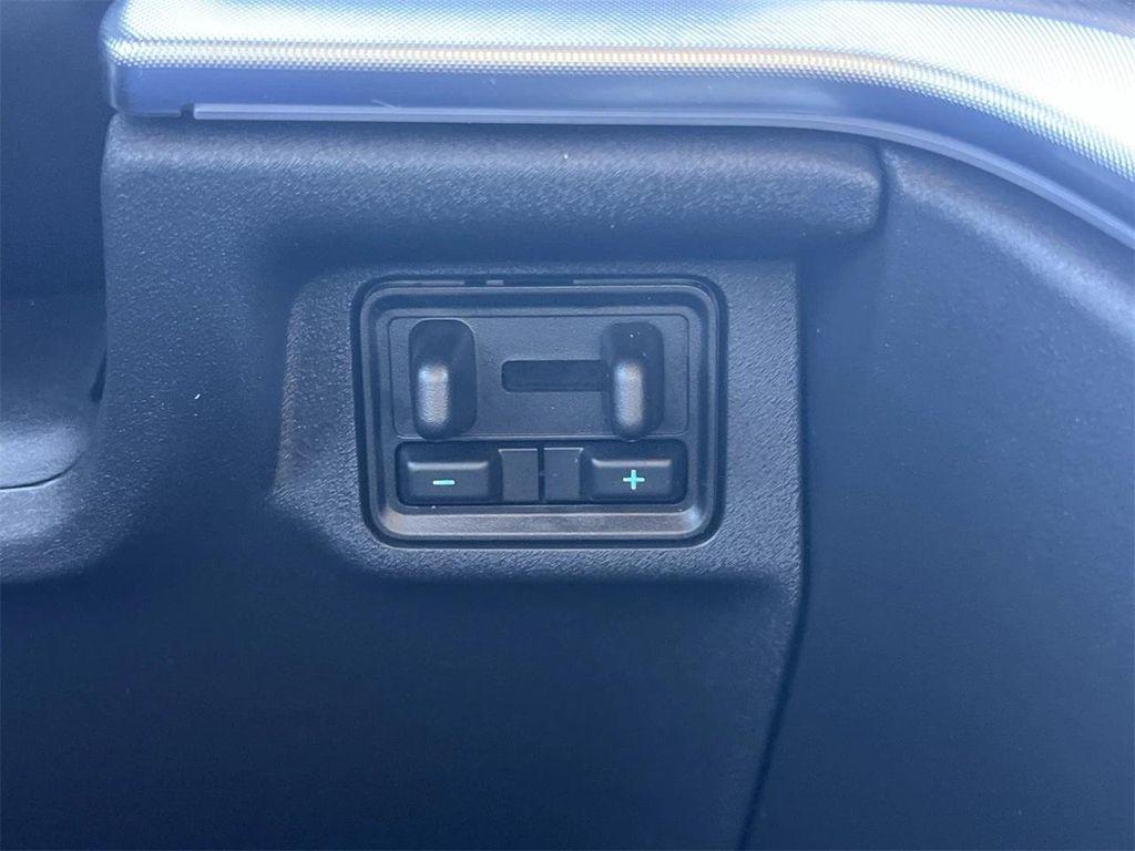 new 2025 Ford Expedition Max car, priced at $89,685