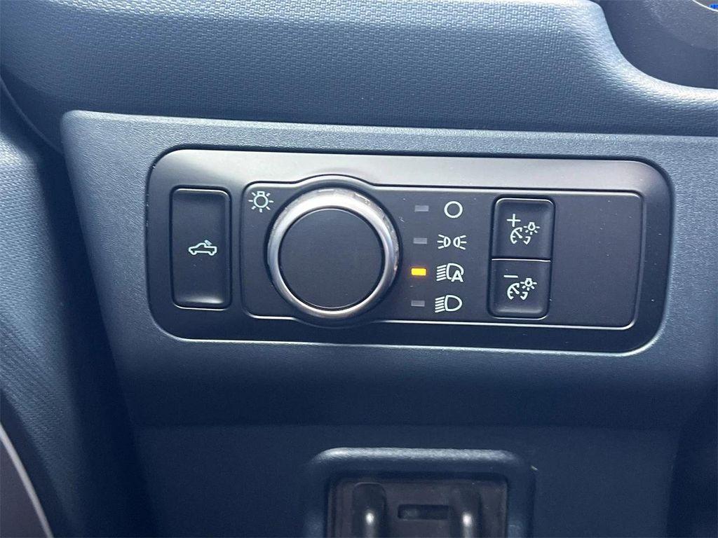 new 2025 Ford Maverick car, priced at $28,652