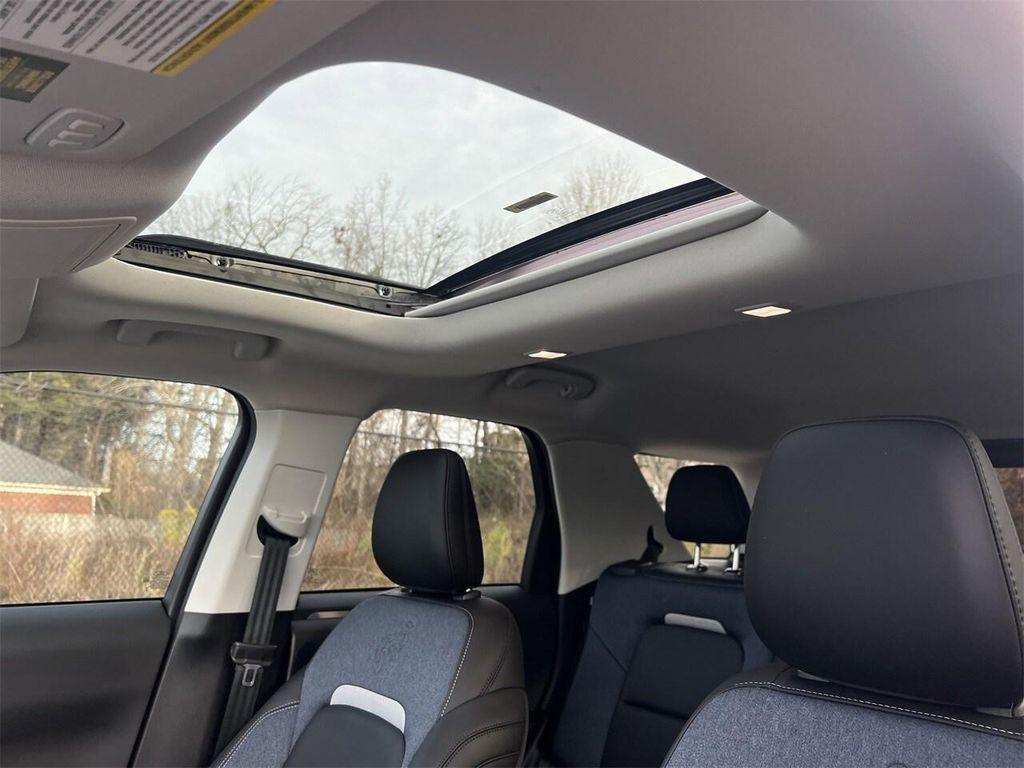 new 2025 Ford Bronco Sport car, priced at $39,518