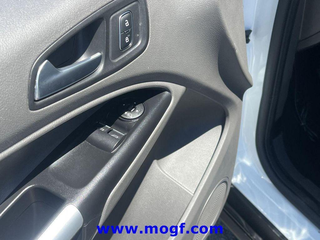 used 2022 Ford Transit Connect car, priced at $19,995