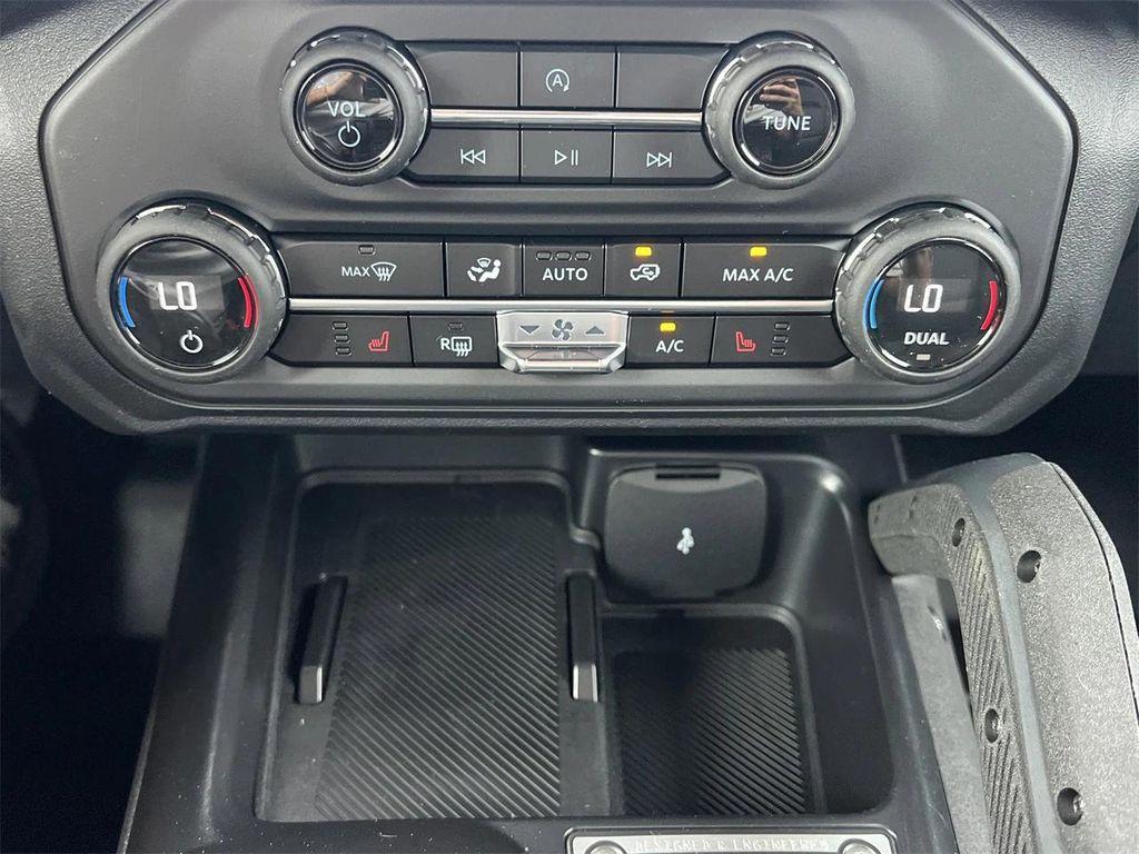 new 2025 Ford Bronco car, priced at $49,055