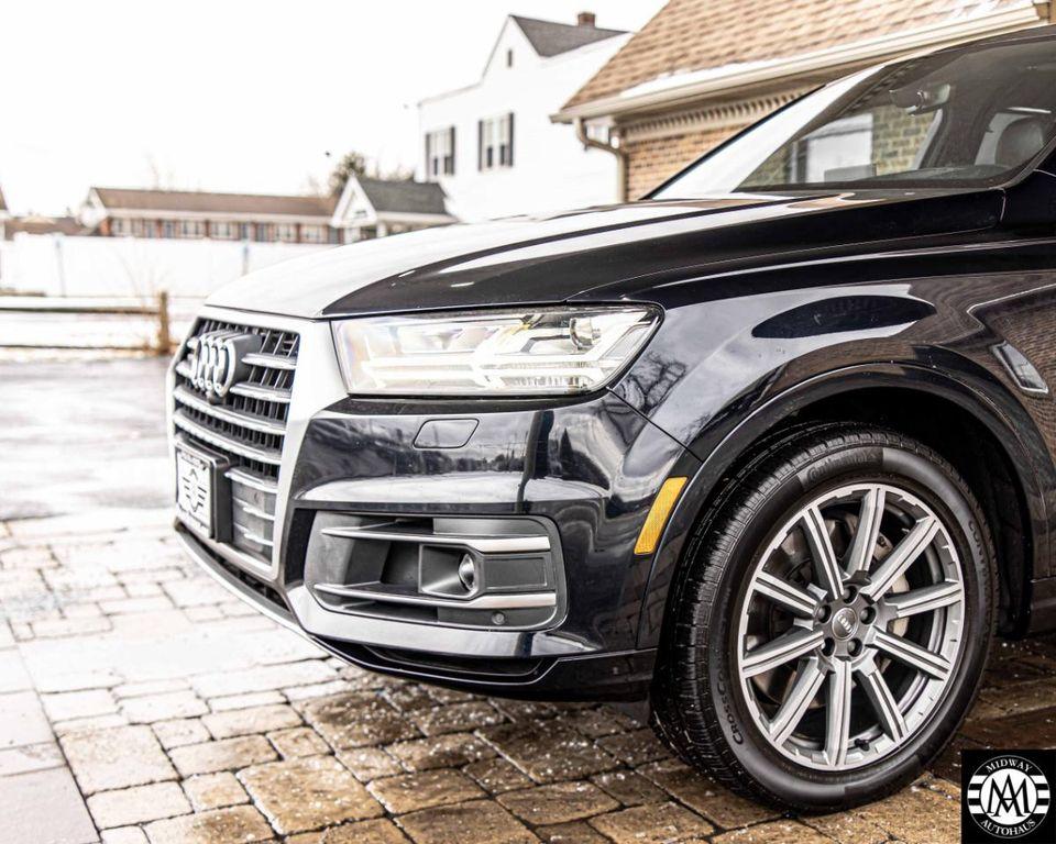 used 2018 Audi Q7 car, priced at $17,495