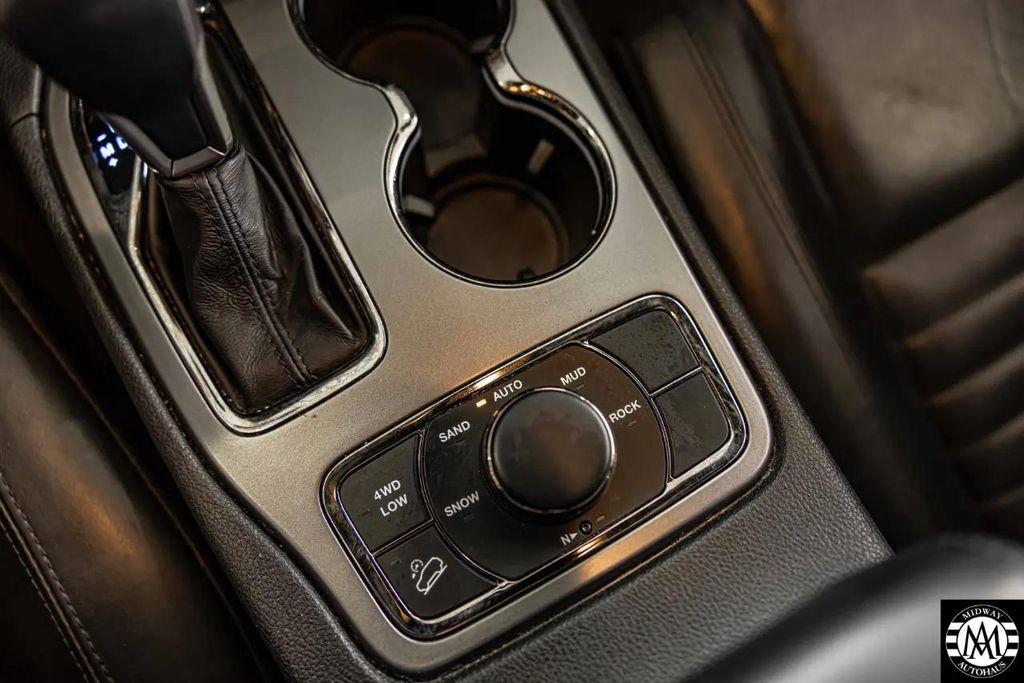 used 2020 Jeep Grand Cherokee car, priced at $21,195