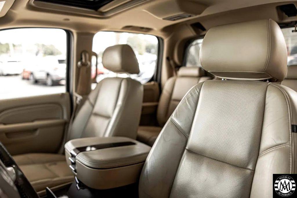 used 2010 Cadillac Escalade EXT car, priced at $13,495