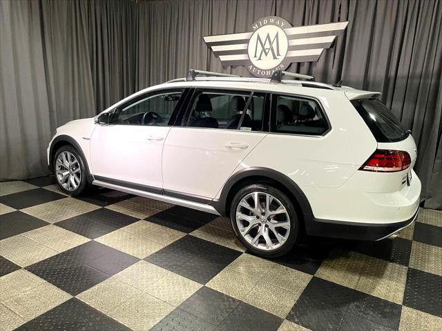 used 2018 Volkswagen Golf Alltrack car, priced at $15,999
