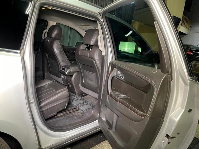 used 2015 Chevrolet Traverse car, priced at $12,599
