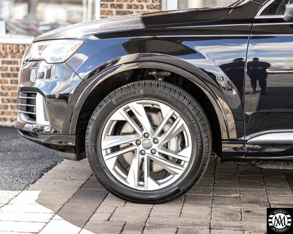 used 2020 Audi Q7 car, priced at $27,995