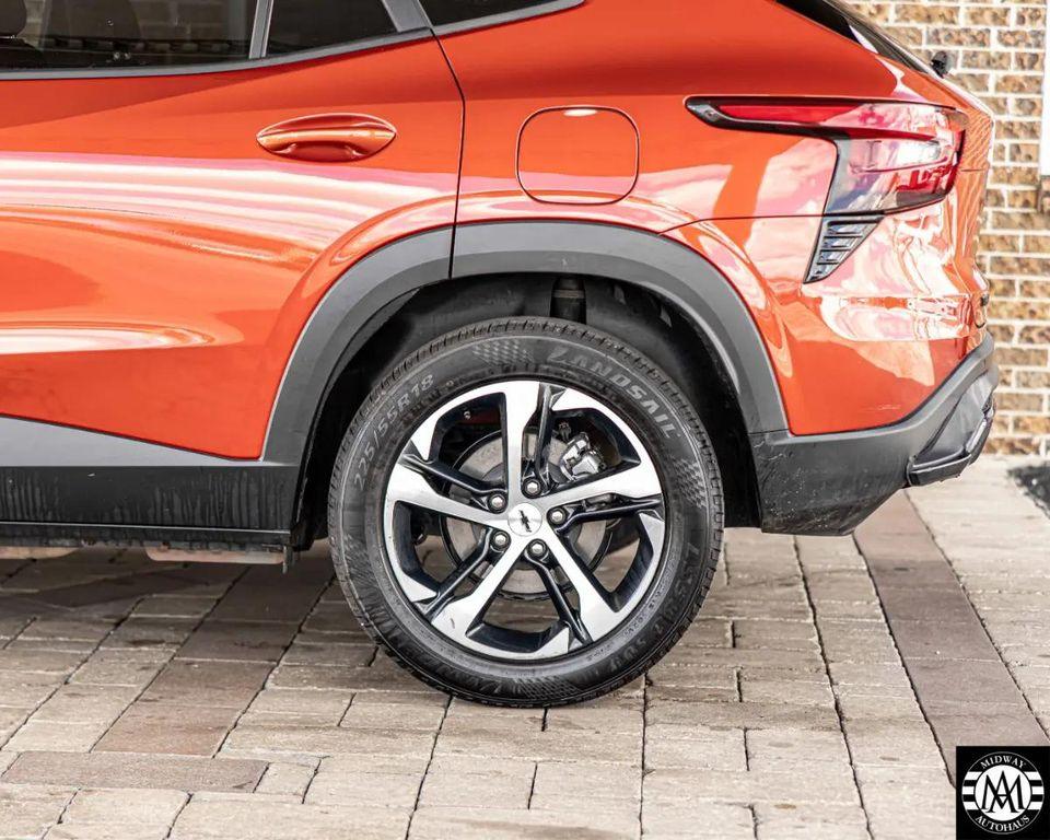 used 2024 Chevrolet Trax car, priced at $20,995