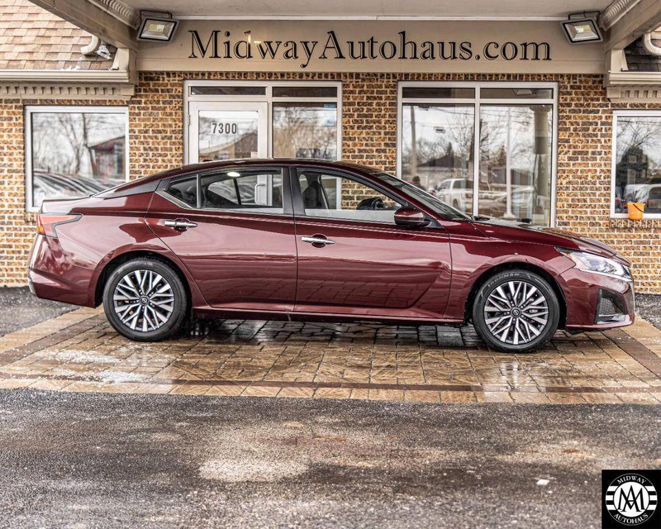 used 2023 Nissan Altima car, priced at $19,195