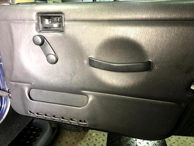 used 2005 Jeep Wrangler car, priced at $12,993