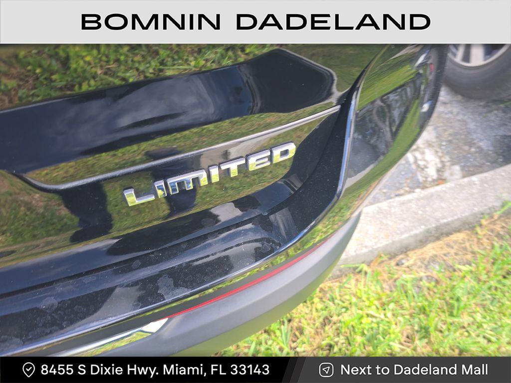 used 2022 Jeep Grand Cherokee L car, priced at $24,990