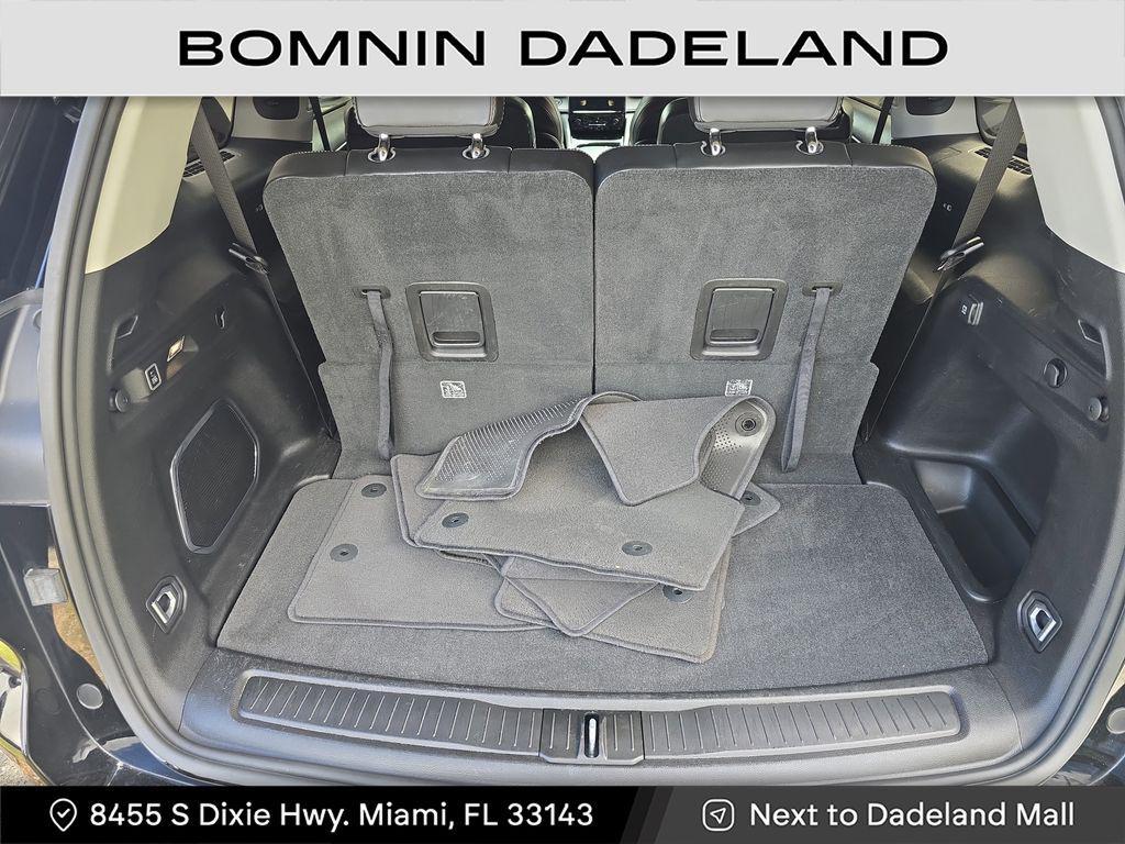 used 2022 Jeep Grand Cherokee L car, priced at $24,990