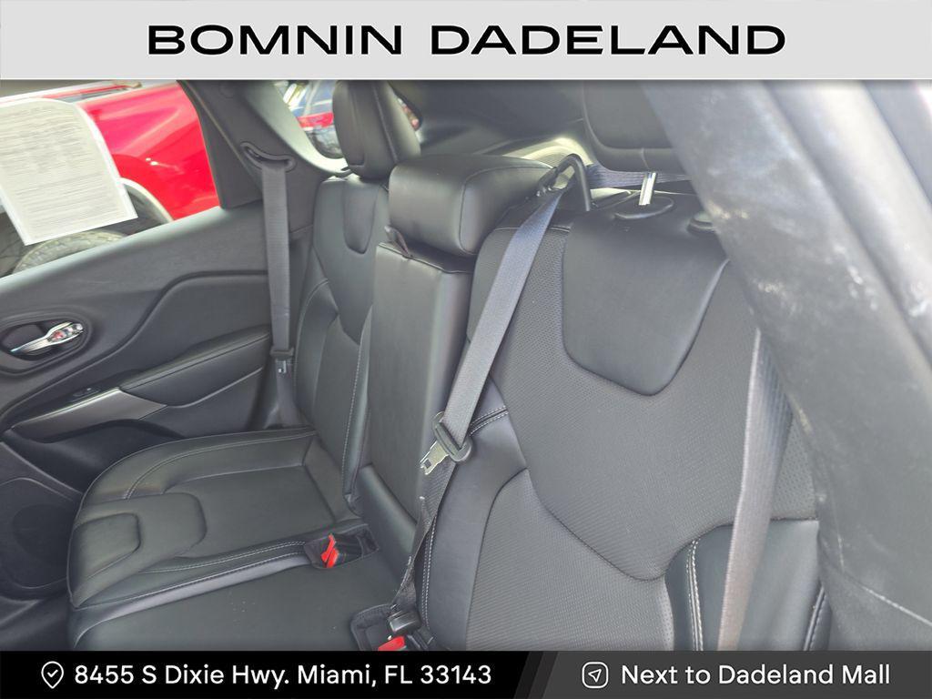 used 2022 Jeep Cherokee car, priced at $21,990