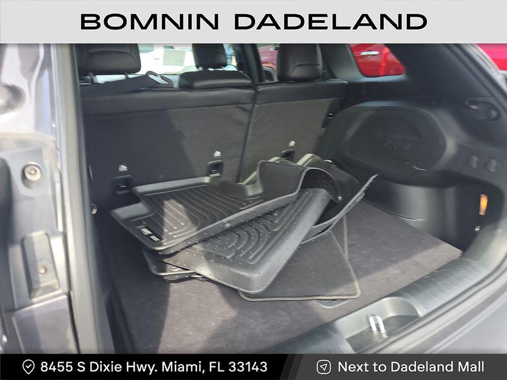 used 2022 Jeep Cherokee car, priced at $21,990