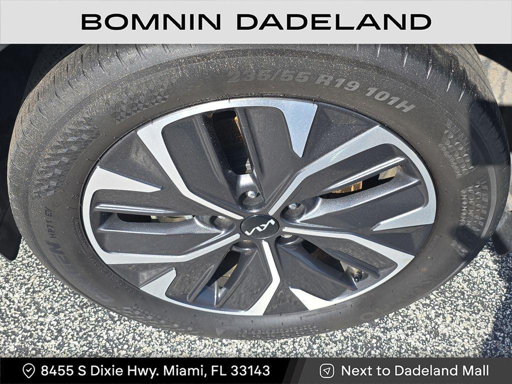 used 2022 Kia EV6 car, priced at $18,990