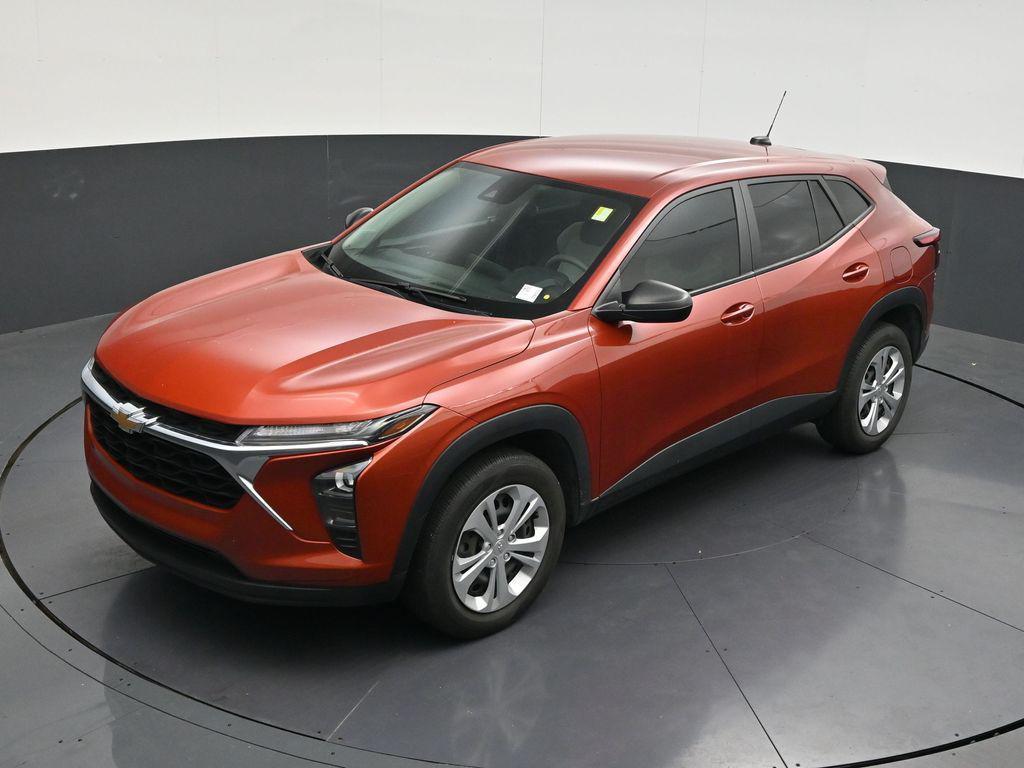 used 2024 Chevrolet Trax car, priced at $17,490