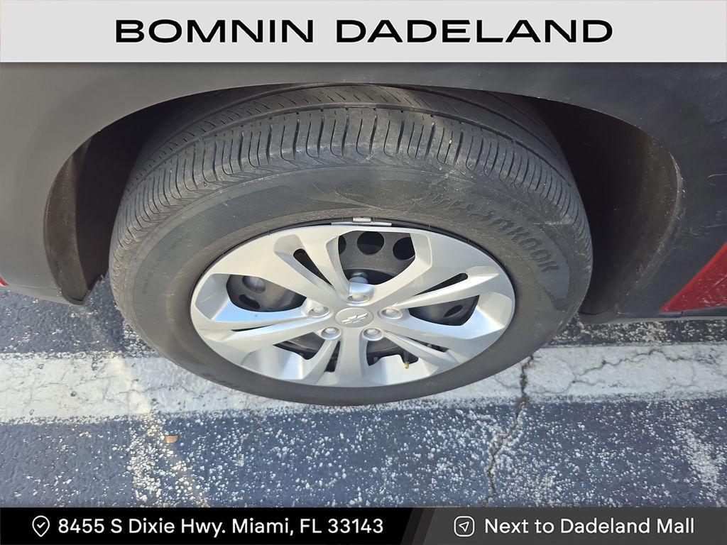 used 2024 Chevrolet Trax car, priced at $15,990