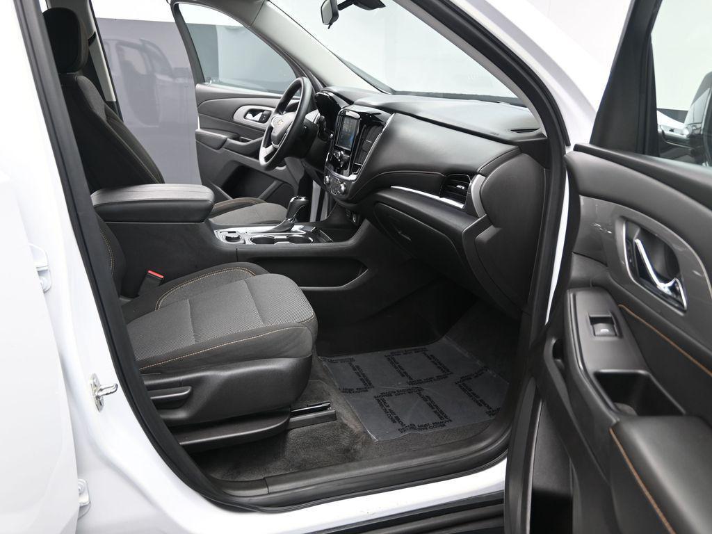 used 2019 Chevrolet Traverse car, priced at $12,490